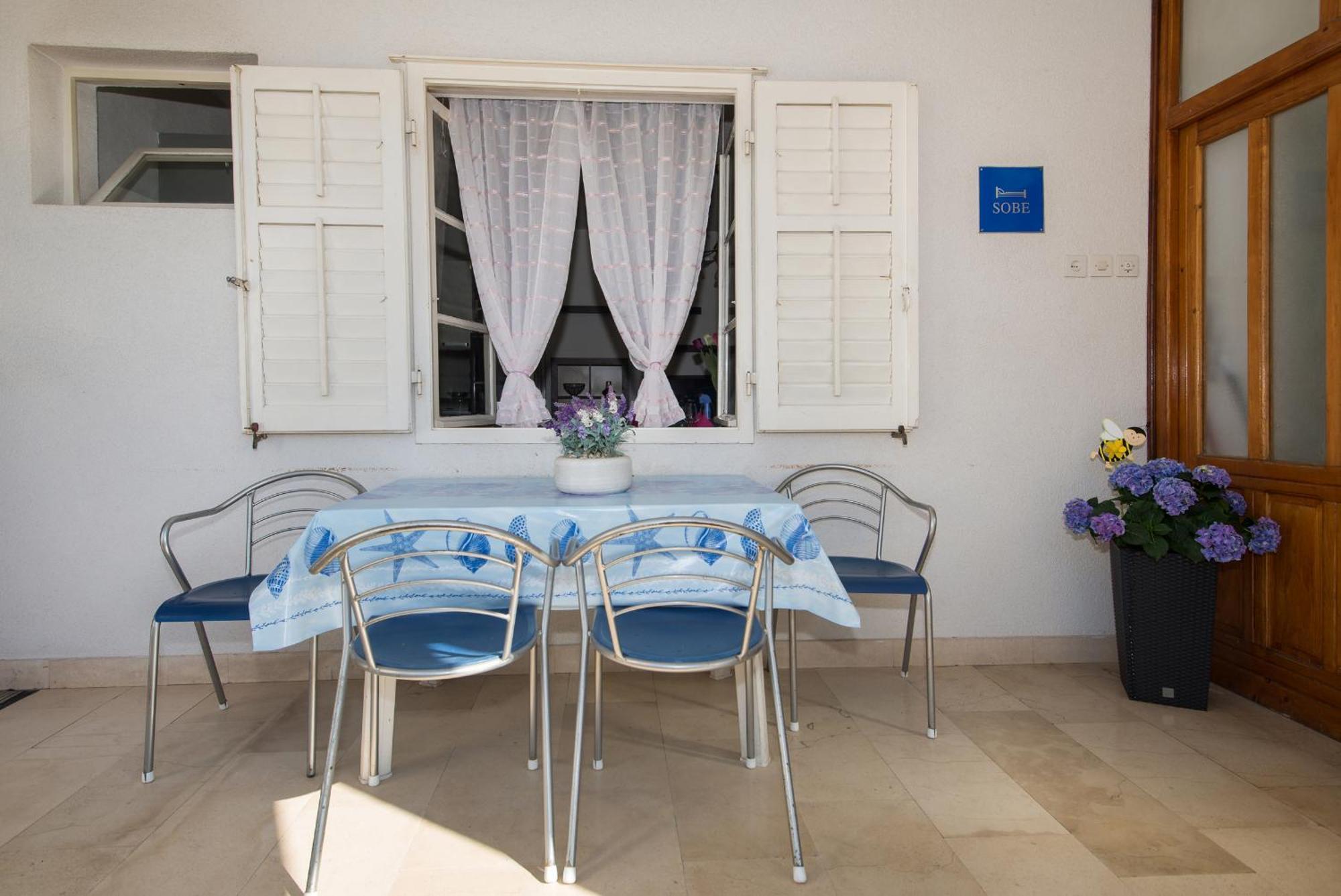 Apartments Marieta Makarska Room photo